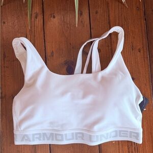 Under Armour Women's white Sports Bra